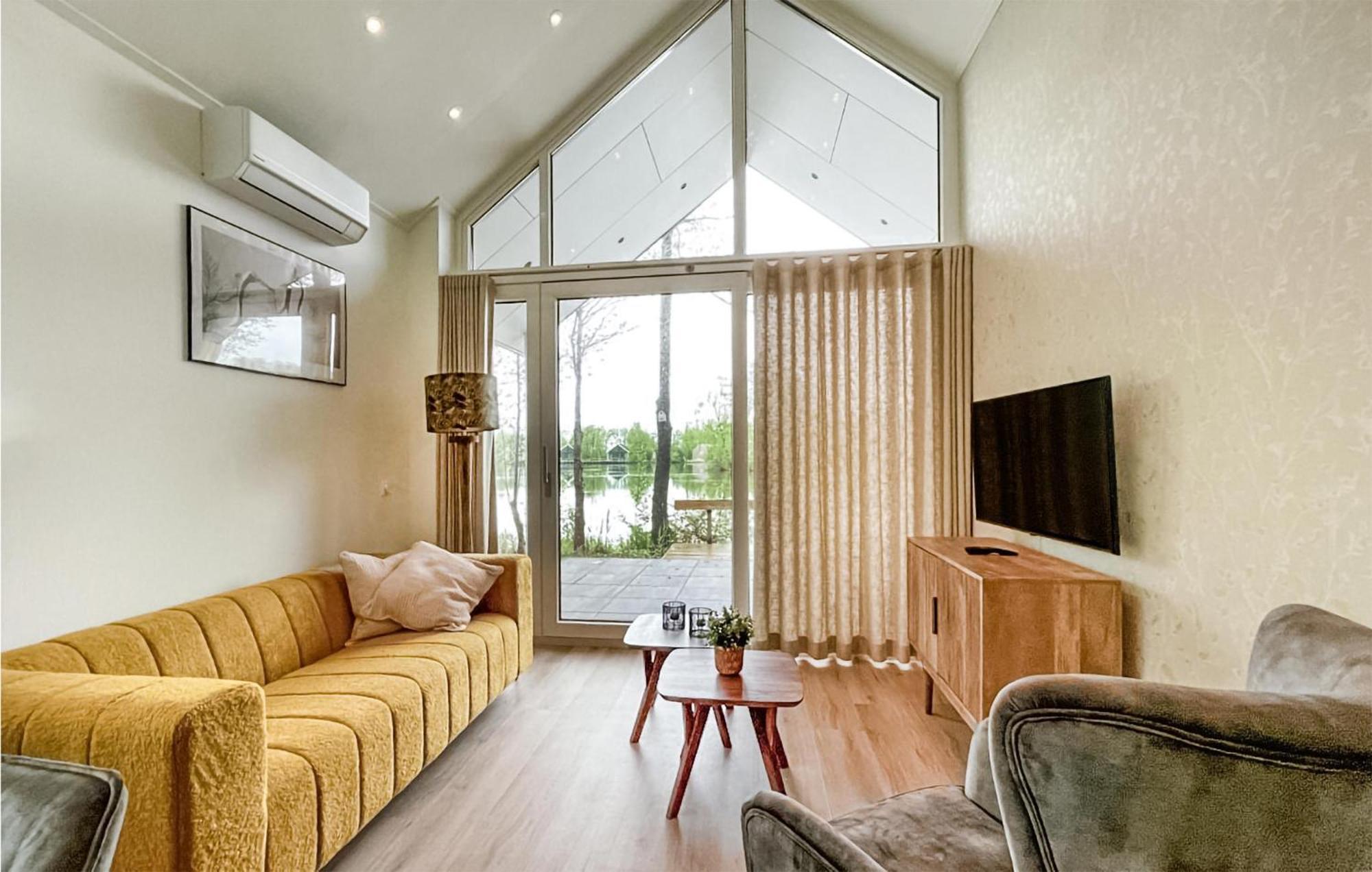 Cozy Home In Oosterwolde With Sauna Luaran gambar